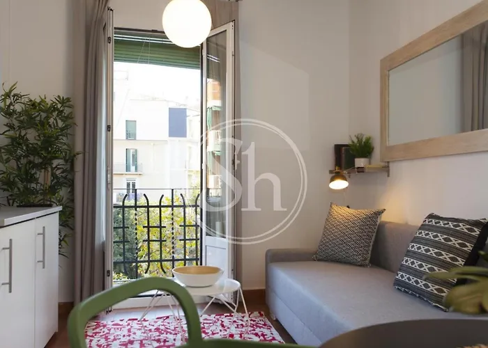 Apartment Cozy Apartment Beside Sagrada Familia For 2 *