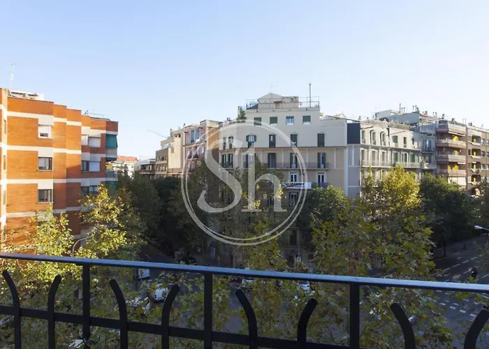 Cozy Apartment Beside Sagrada Familia For 2 Apartment
